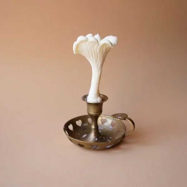 lisichka-front Свеча в форме Лисички